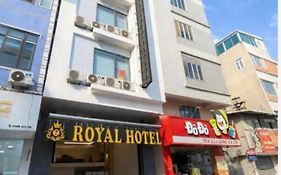 Royal Hotel